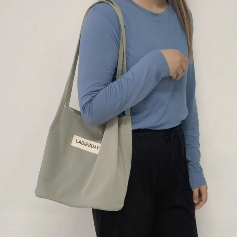 Women's One Shoulder Nylon Waterproof Canvas Bag - Green
