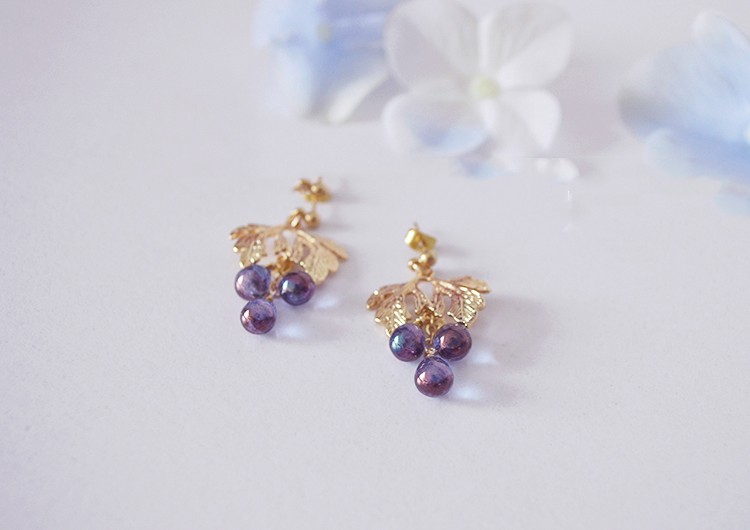 Title 5, Vintage Purple Grape Sterling Silver Stud Earrings