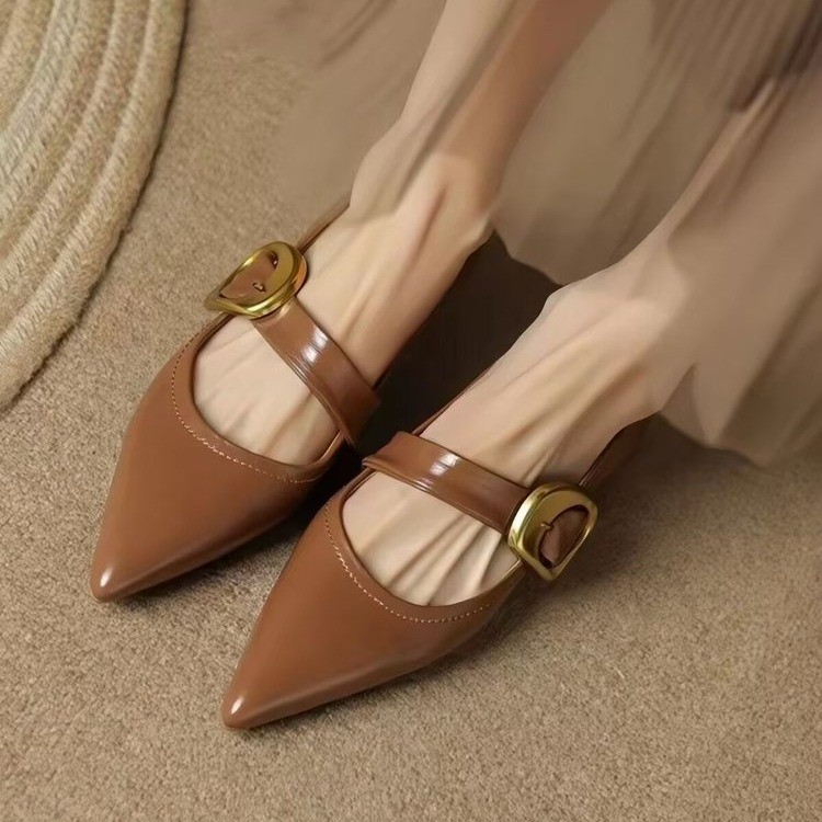 Pointed Toe Mary Jane Pumps, picture 2 of 4