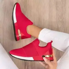 Breathable Mesh Sports Casual Shoes Are Light - Red - View 1