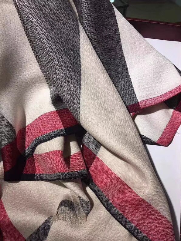 British Plaid Wool Velvet Diamond Pattern Ladies Student Scarf Shawl