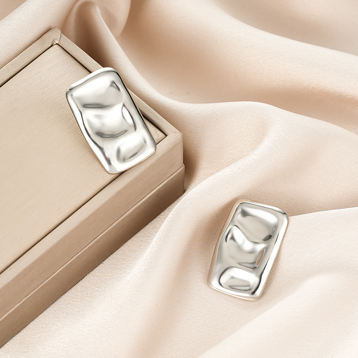 Style 63-1 Pair preview