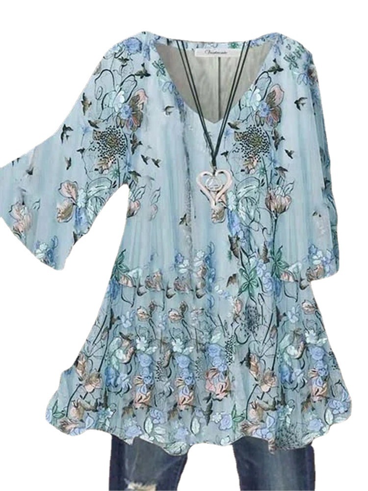 Women's Swing Flared Sleeves Printed V-Neck Half Sleeve Tops