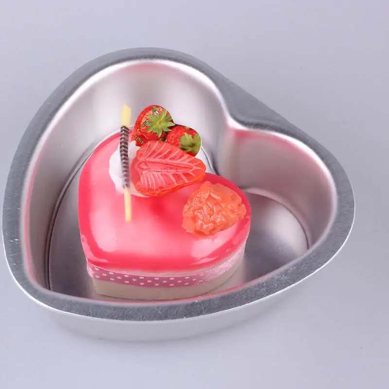 Aluminum Alloy Heart Shaped Live Bottom Cake