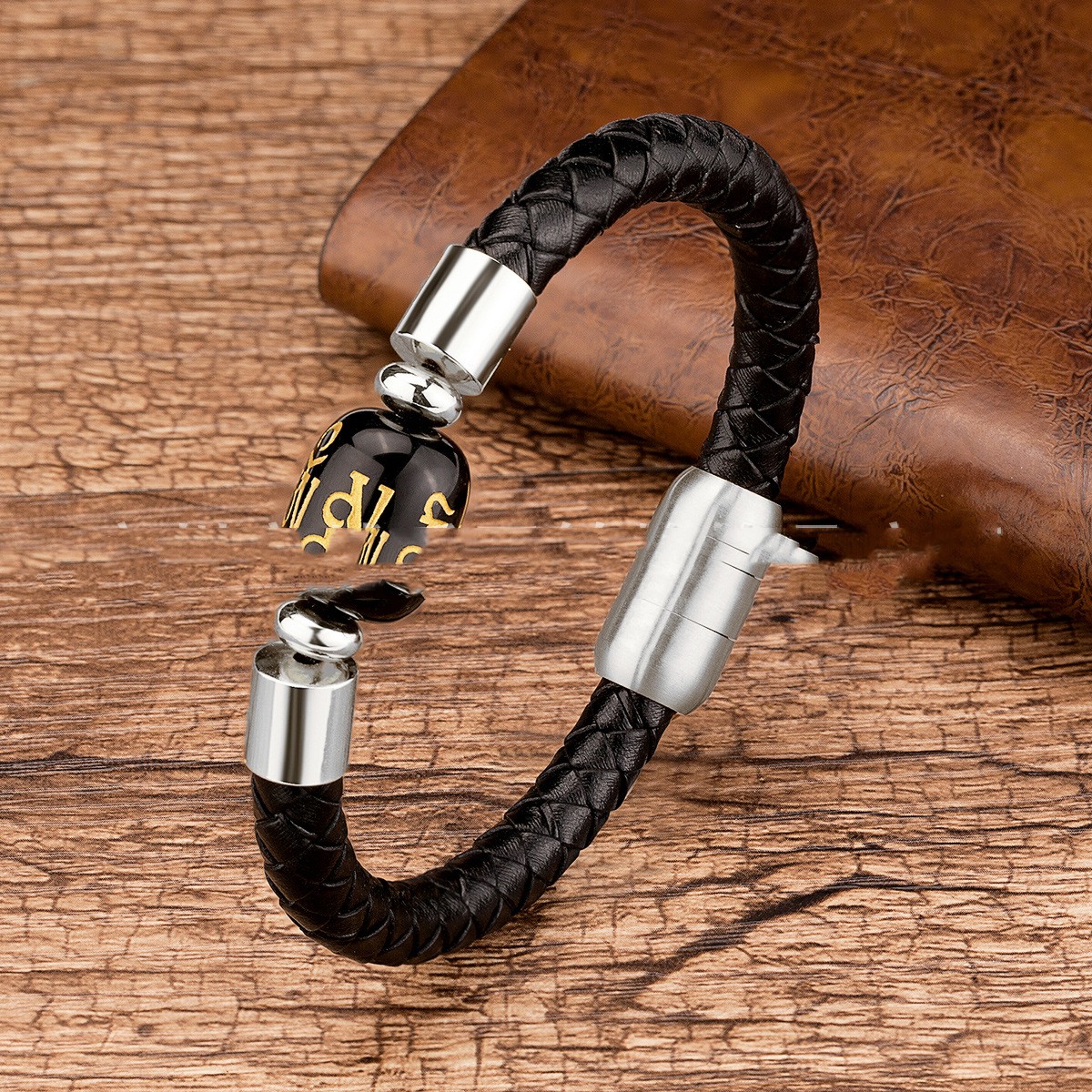 Men's And Women's Leather Stainless Steel Magnet Clasp Bracelet