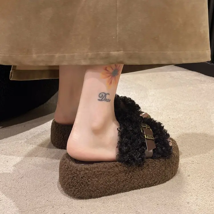 Women's Curly Fur Platform Furry Slippers, 2025