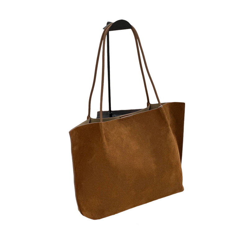 Sac fourre-tout en cuir mat minimaliste personnalisé automne-hiver