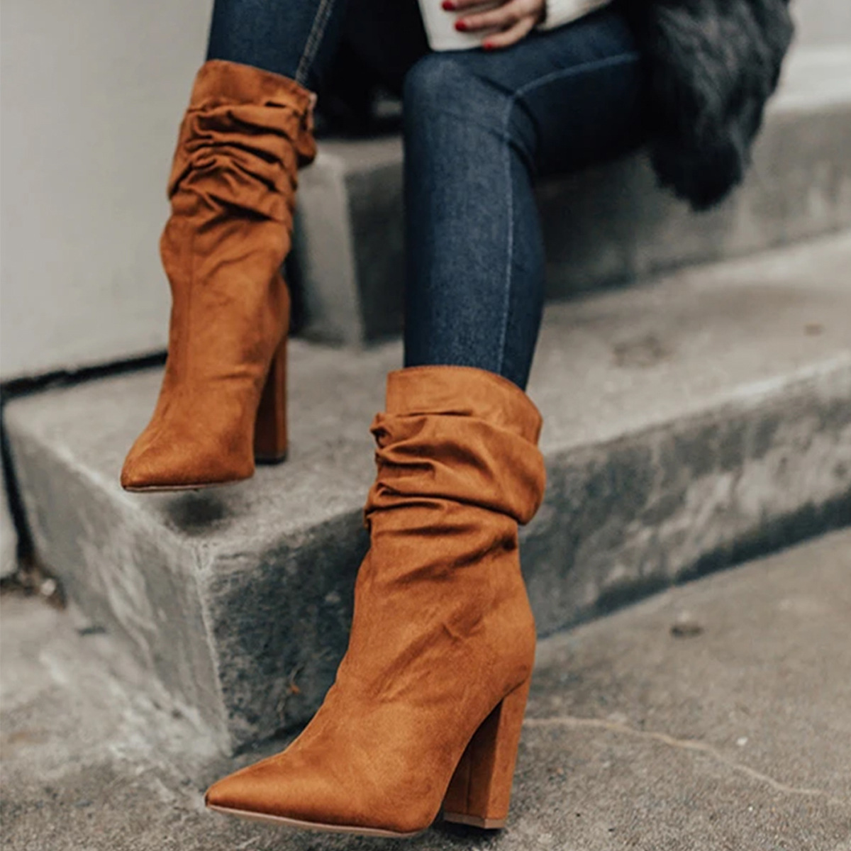 Title 5, Botas curtas plus size com salto bloco alto e z...