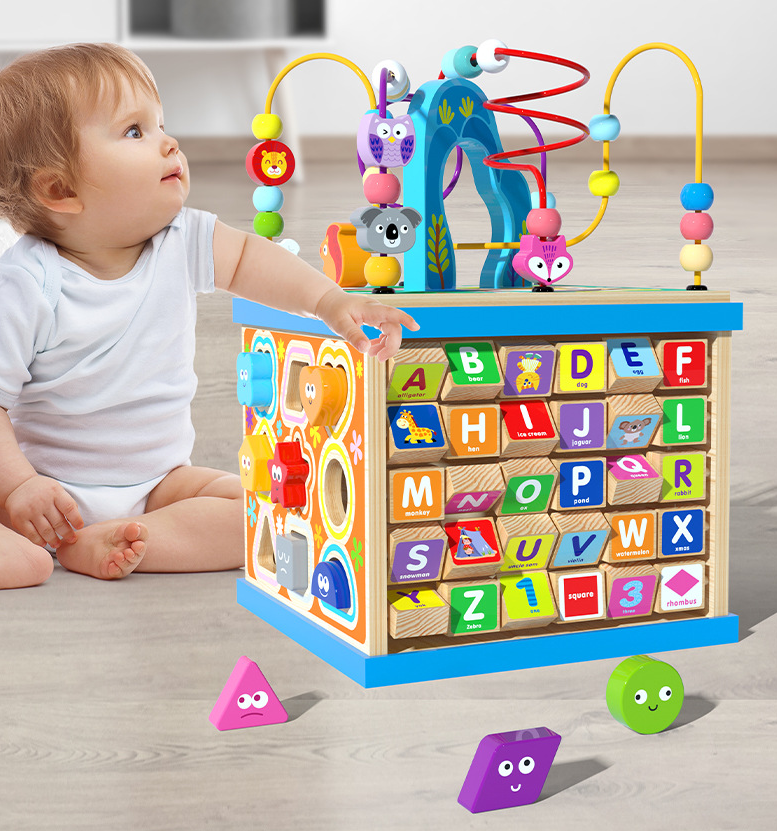 Baby-Holzspielzeug weckt Kreativität mit multifunktionalen Szenen Schatzkiste BleuRibbon Baby