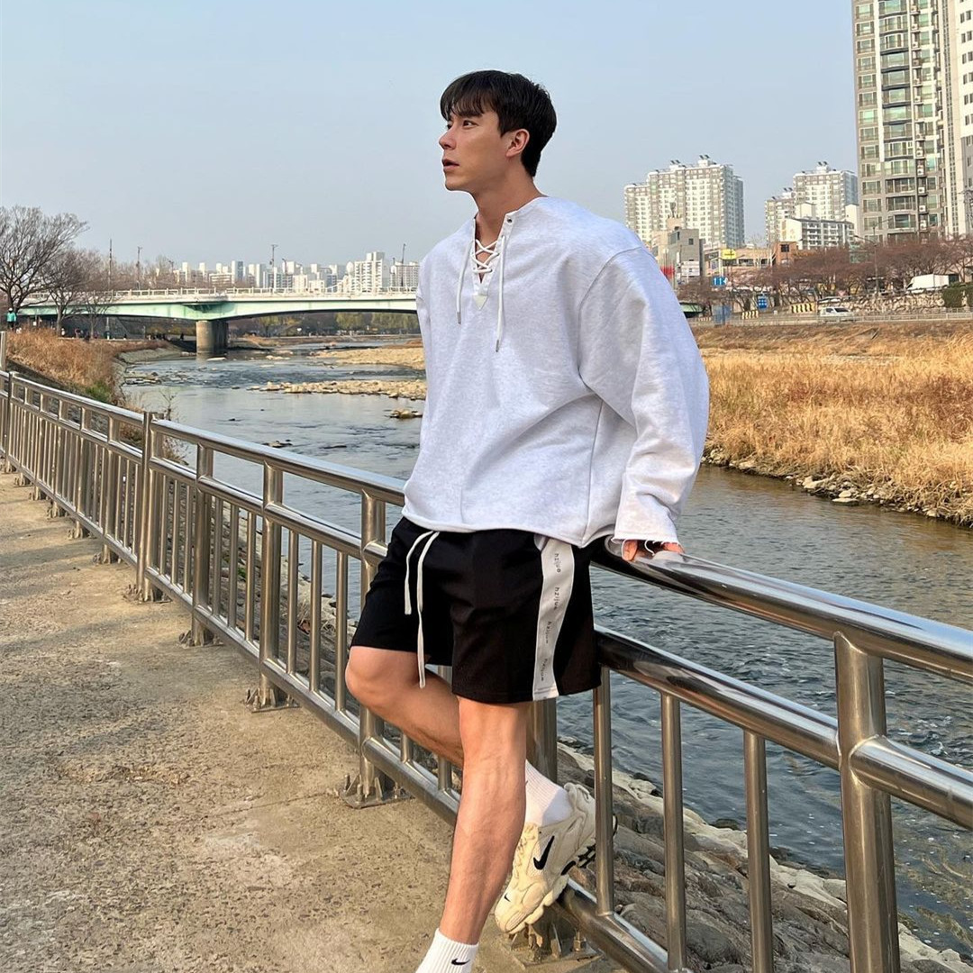 V-neck Loose High Street Hip-hop Fitness Long Sleeve