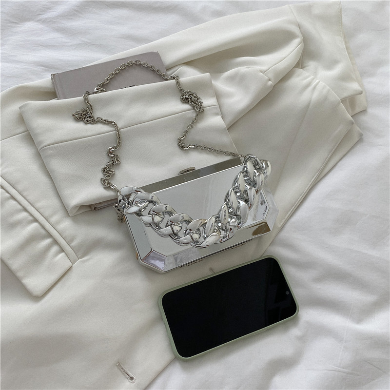 Fashion Thick Chain Messenger Bag