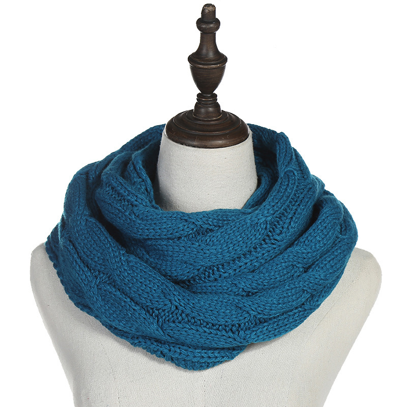 Fashionable Women's Solid Color Warm Knitted Scarf