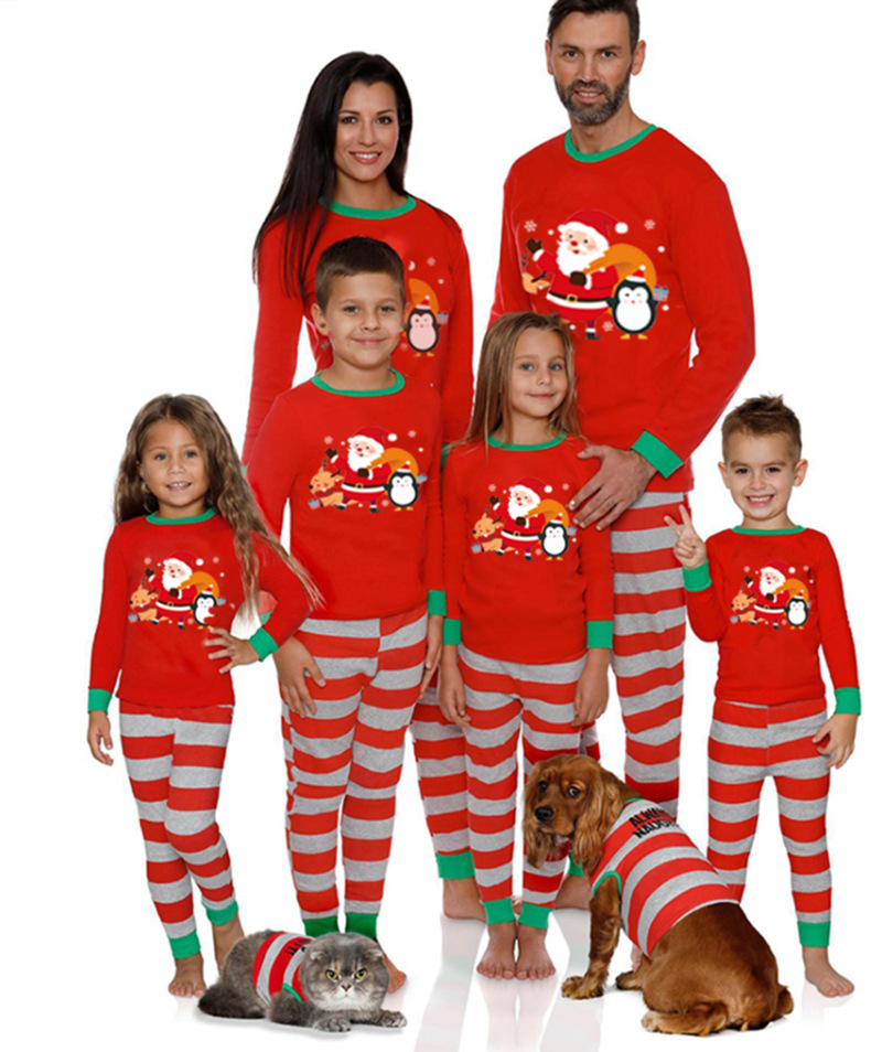 Title 3, Roupa de casa com estampa de Natal em desenho a...