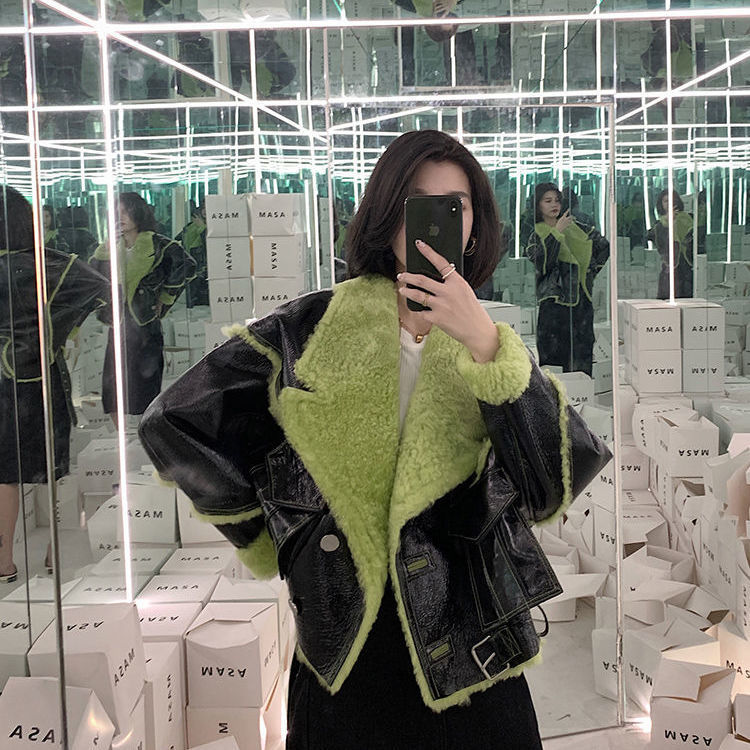 Women's Avocado Green Lapel Lamb Wool Top