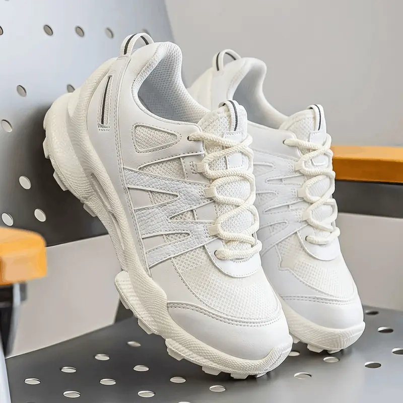Men's Soft Sole Breathable Sports Walking Shoes