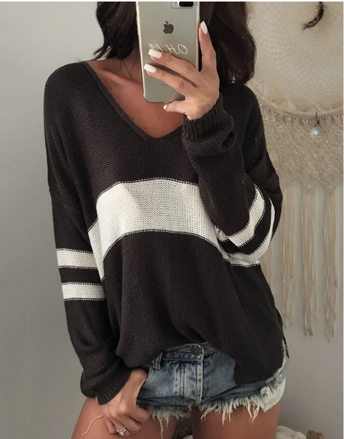 Knitwear sweater T-shirt 73fb7ed2 8b37 4e35 8f06 685aefe671cb
