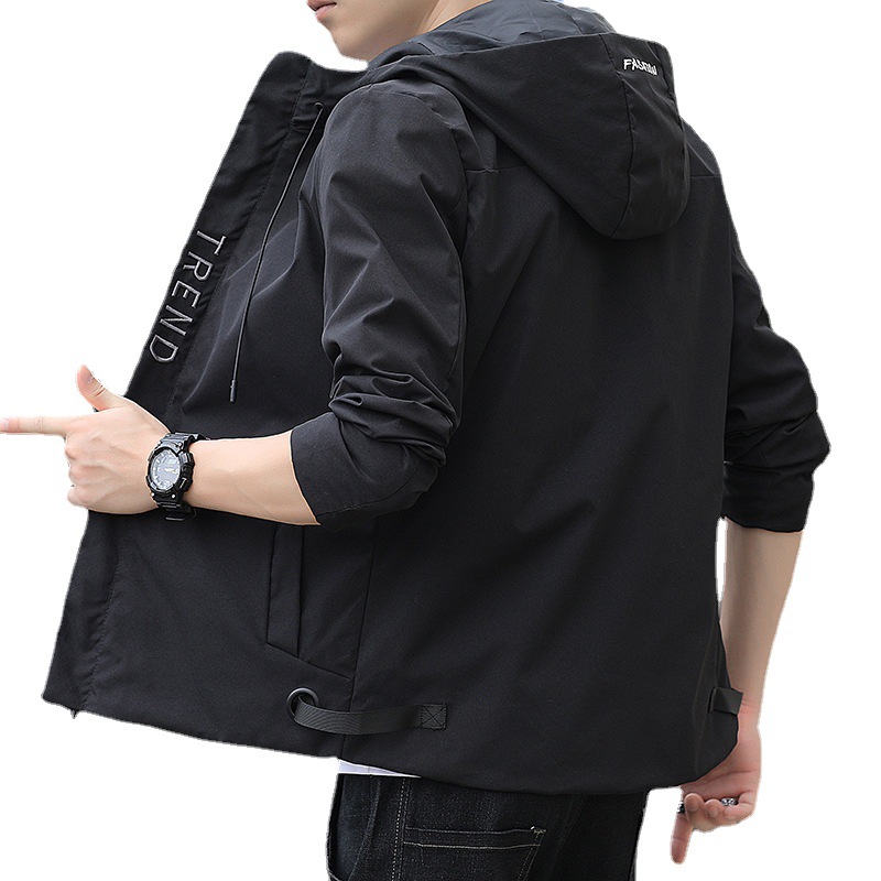 Hooded Coats Are Sporty And Loose To Fit The
