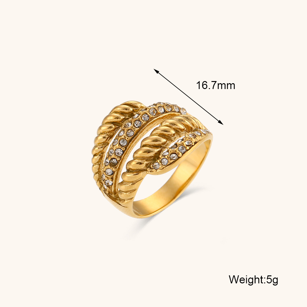 Title 1, Vier lagen Diamond Feather Ring