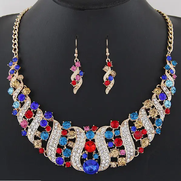 Metal Spiral Diamond Necklace Earring Set