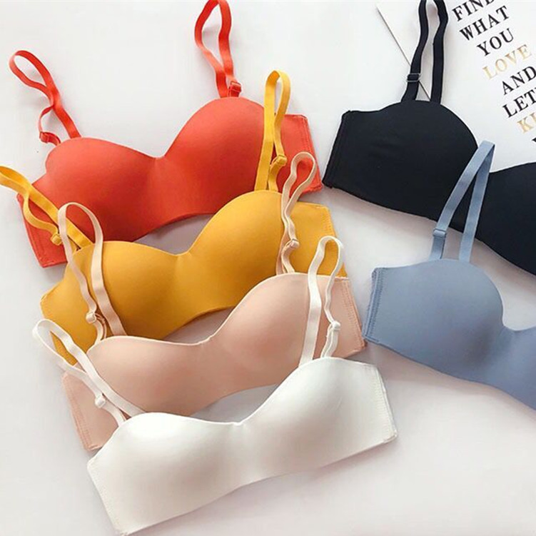 Title 5, Marshmallow breast tucking bra