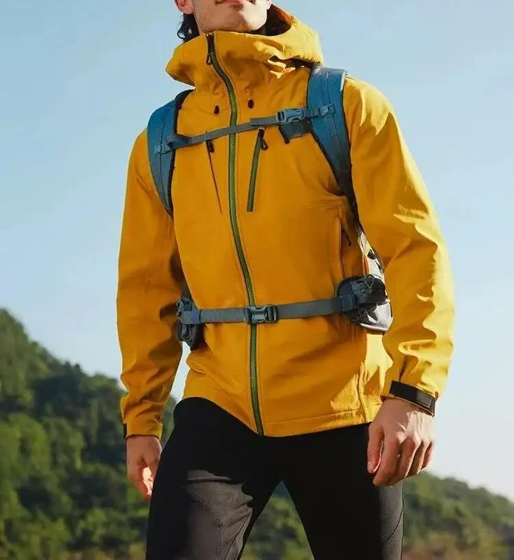 Insulated Softshell Jacket For Men, SeamTaped Fleece