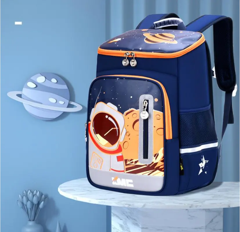 Elementary School Boy Spine Protection Lightweight Children's Backpack