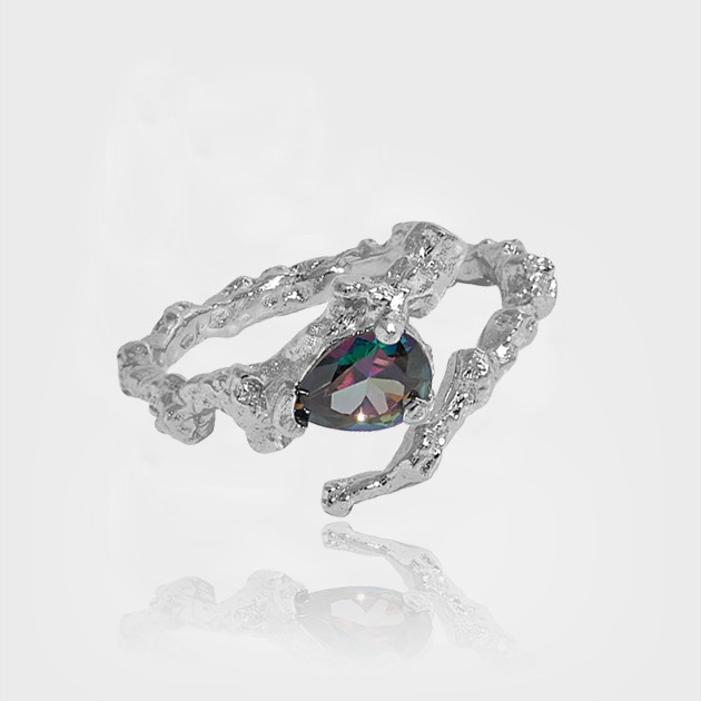 Title 3, Hoogwaardige ring met onregelmatige diamant en ...