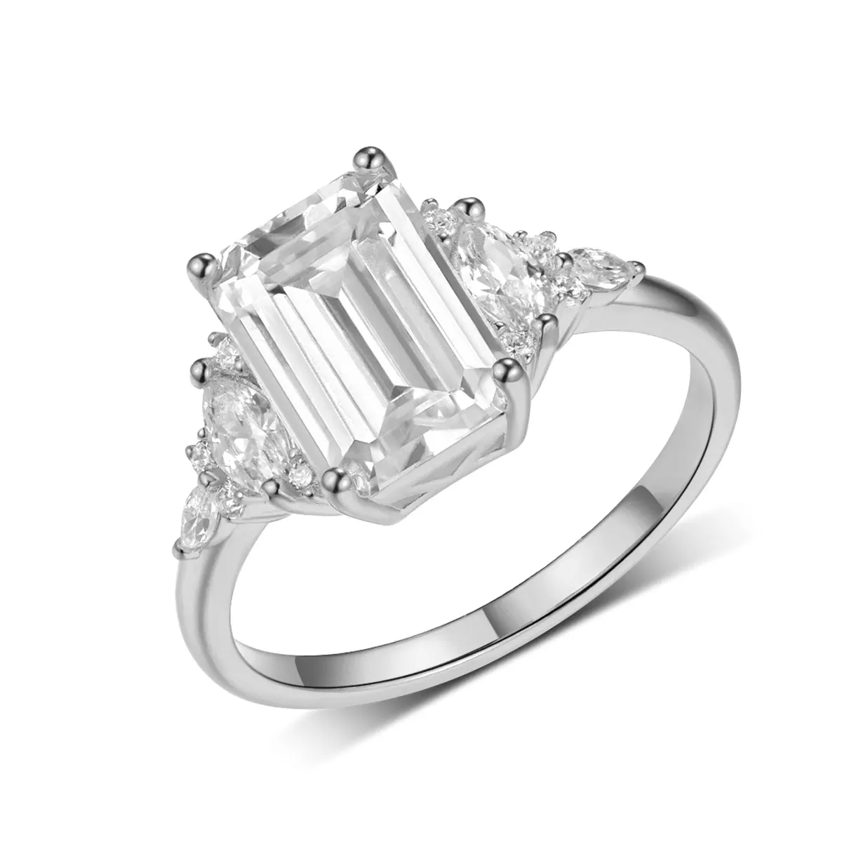 S925 Silver 3.2g Emerald Cut Moissanite Ring