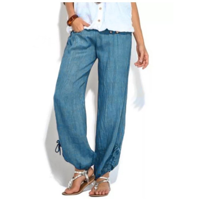 Title 5, Buttoned casual wide-leg trousers, designed for...