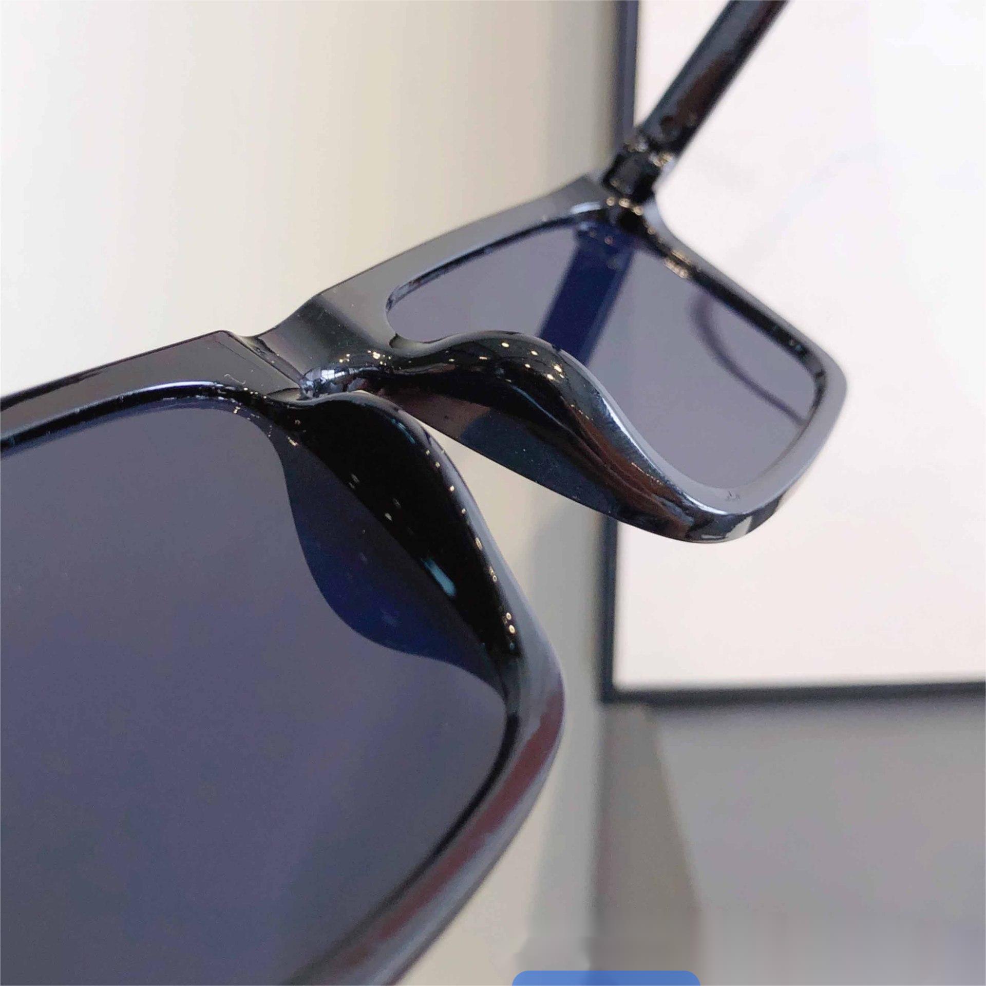 Men’s And Women’s UV Protection Street Style Sunglasses