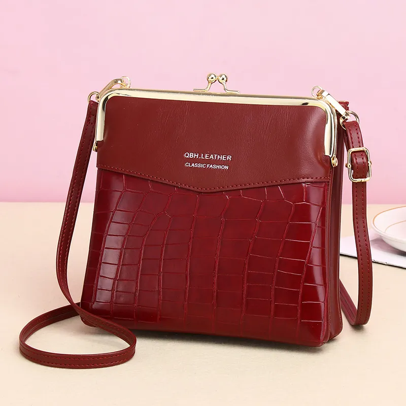 Lock Shoulder Bags Women Alligator Pattern Crossbody Phone Bag - Red