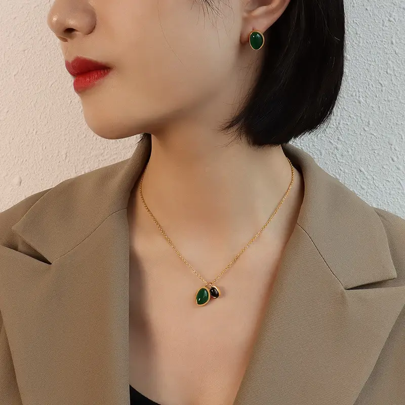 Black Agate Irregular Shaped Double Pendant Necklace Clavicle Titanium Steel 18K Female