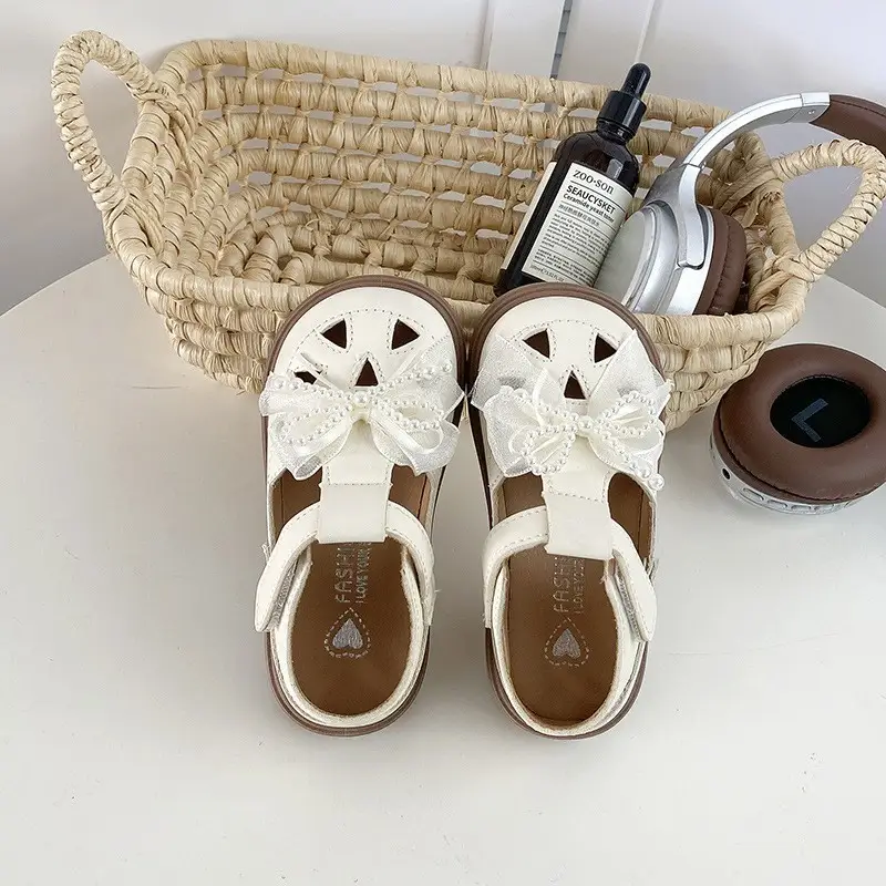 Retro Hollow Out Closed-Toe Sandals For Girls, Summer Bow Hook & Loop Princess Shoes, Soft Sole Footwear For Toddler & Little Girls
