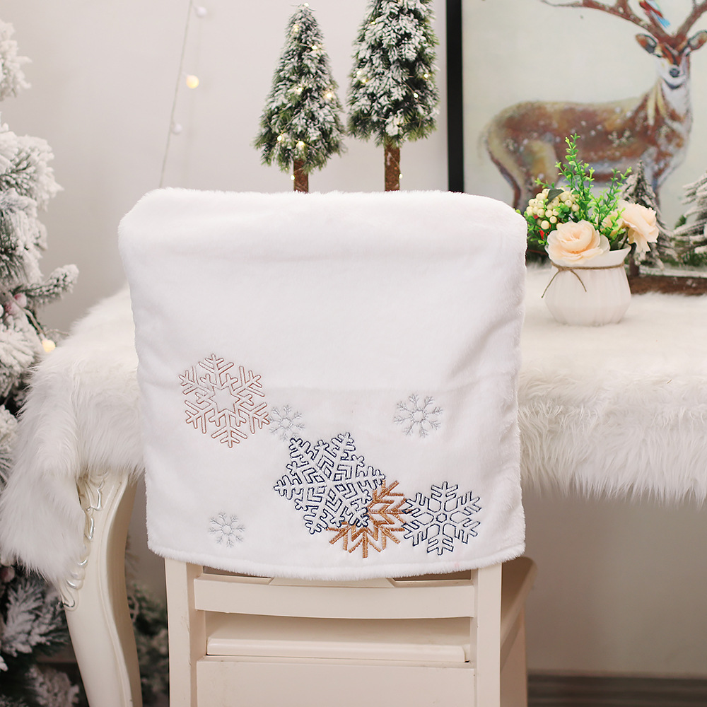 B Snowflake chair cover