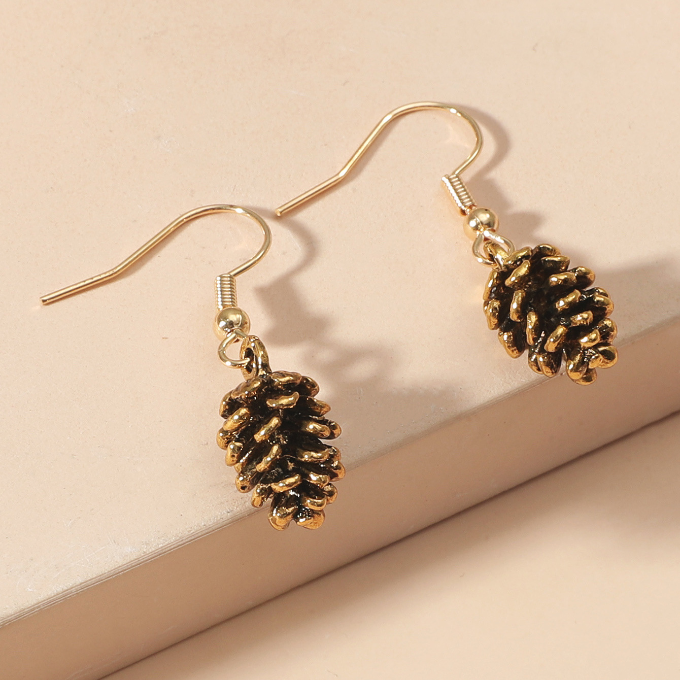 Title 3, New Fashion Creative Simple Retro Pine Cone Ear...