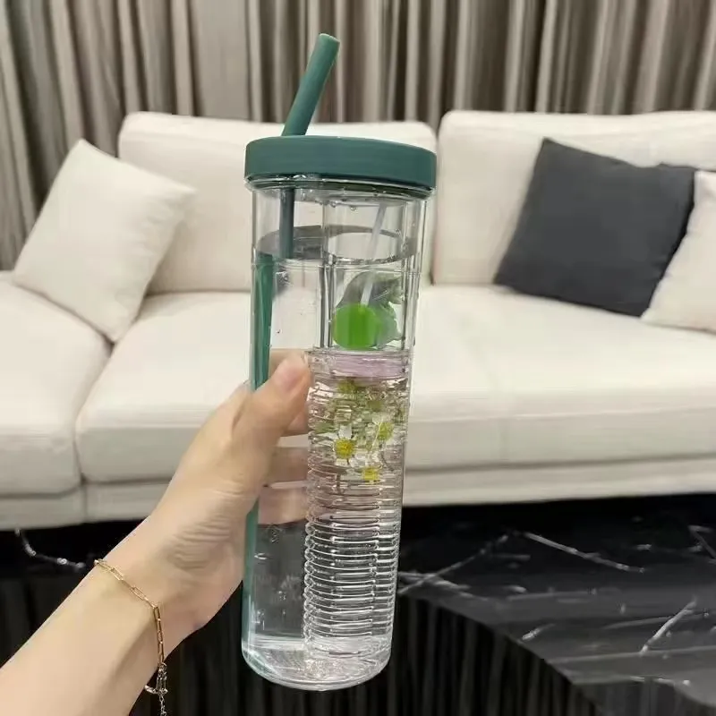 Multifunctional water cup with straw - Green
