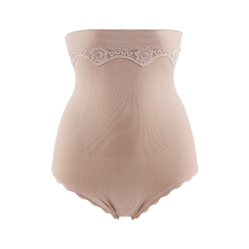 Title 6, Body femme grande taille en dentelle taille haute