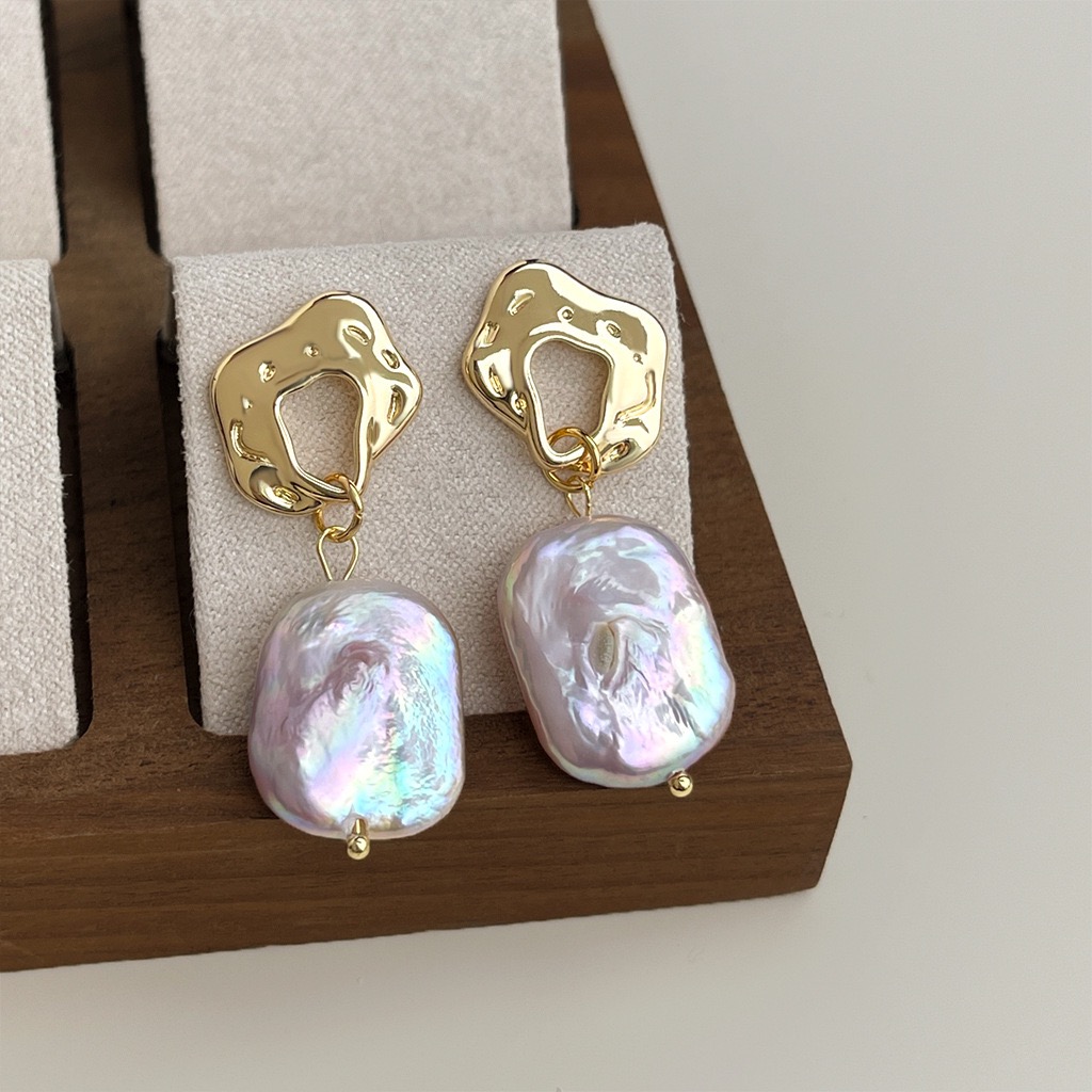 Retro French Baroque Earrings For Women Freshwater Pearl Studs Vintage Elegant Jewelry