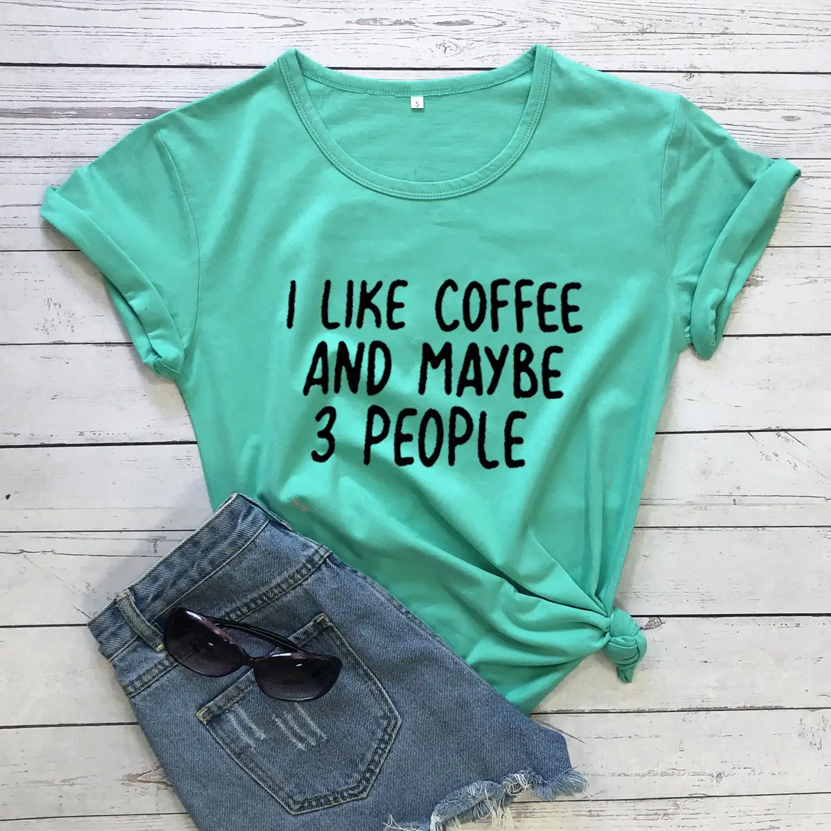 I Like Coffee And Maybe 3 People Alphabet Casual Short-sleeved T-shirt