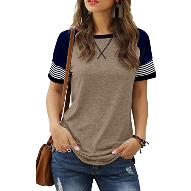 Title 7, T-shirt casual da donna a maniche corte con cuc...