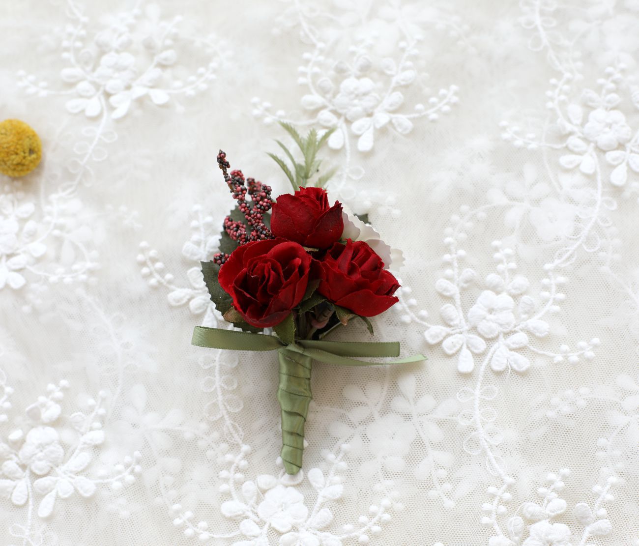 Gift Wrapping Groom And Groomsman Corsage — foto 12