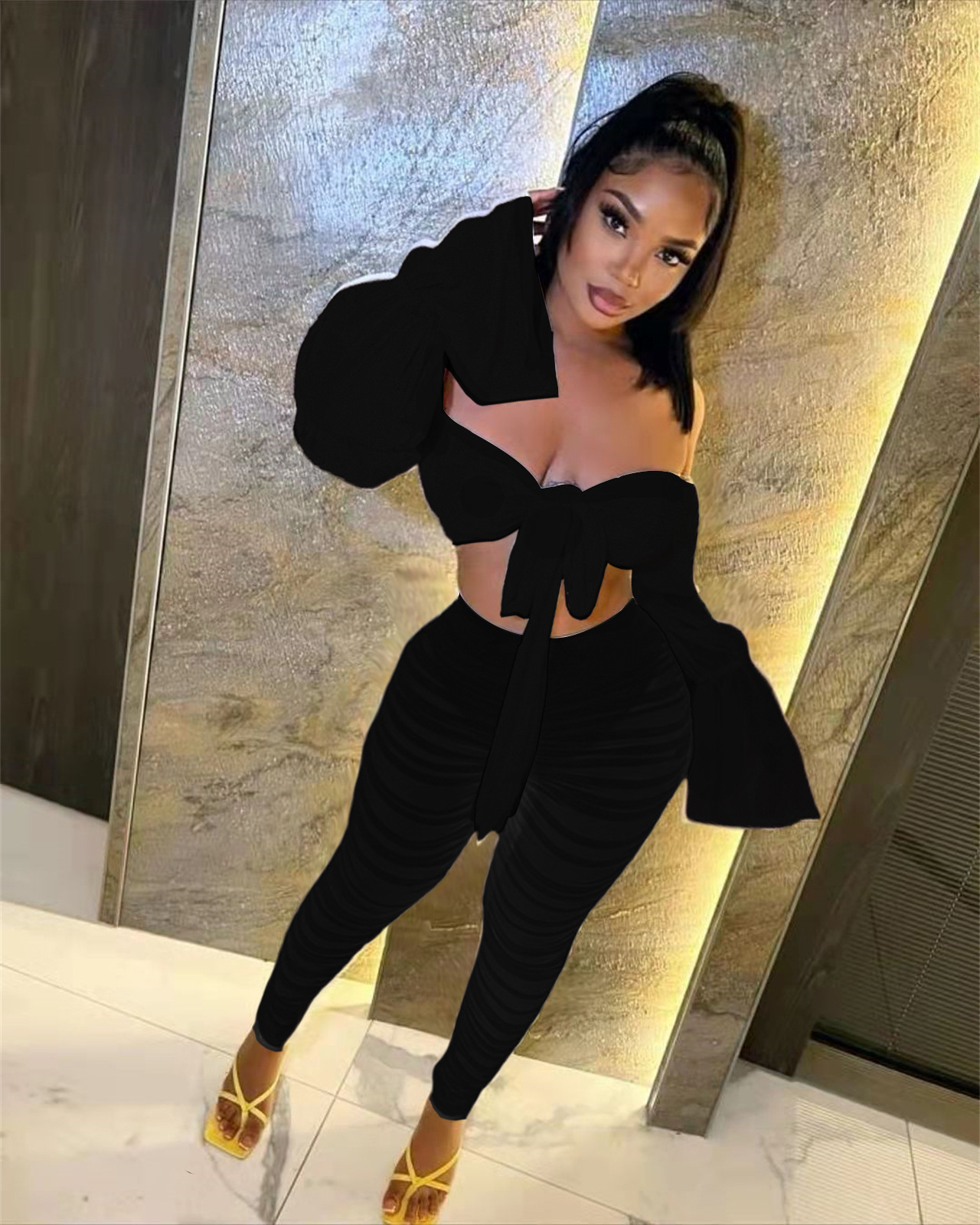 Flared Sleeve One-line Neck T-shirt Mesh Pleated Pants Suit