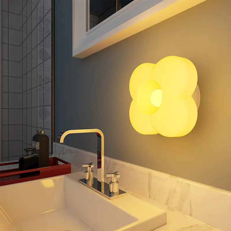 Newborn Baby Feeding Induction Lamp In Children's
