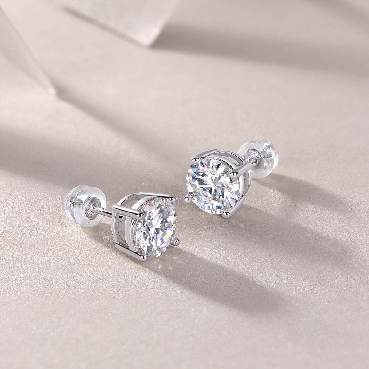 925 Sterling Silver Moissanite Stud Earrings Classic Round Brilliant Cut Pair