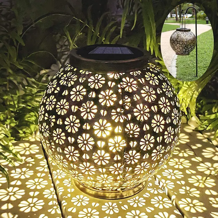 Solar Iron Hollow Flower Projection Lamp Outdoor