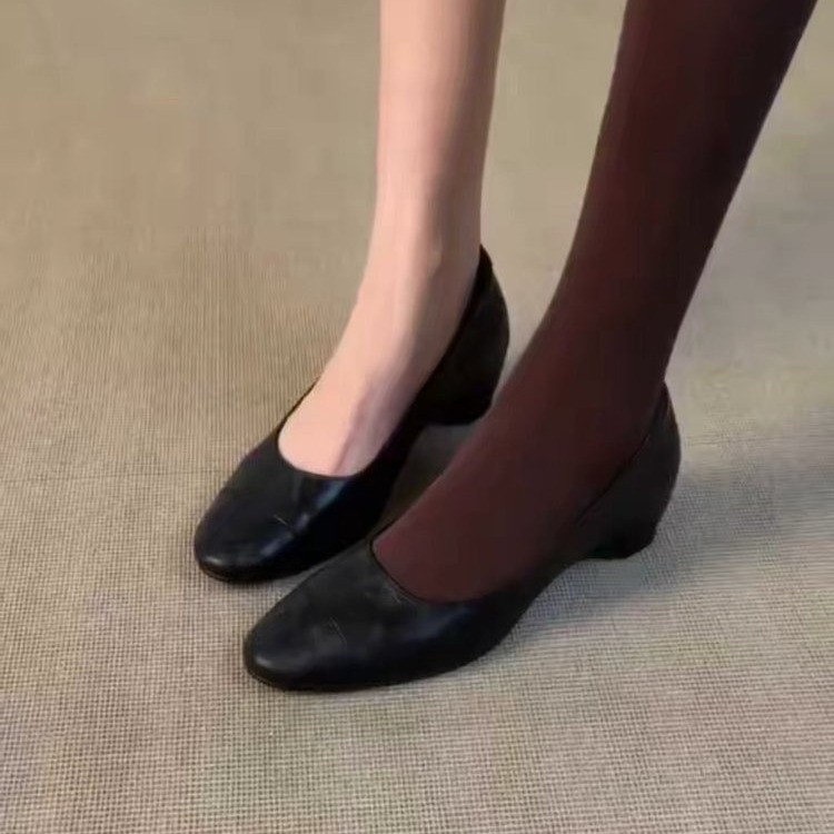 Women's Lazy Style Minimalist Slip-On Platform Loafers, 2026 New Casual Soft-Sole Low-Cut Moccasins With Hidden Heels