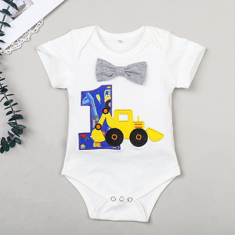 Boy's One-Piece Romper Set With Tractor Pattern
