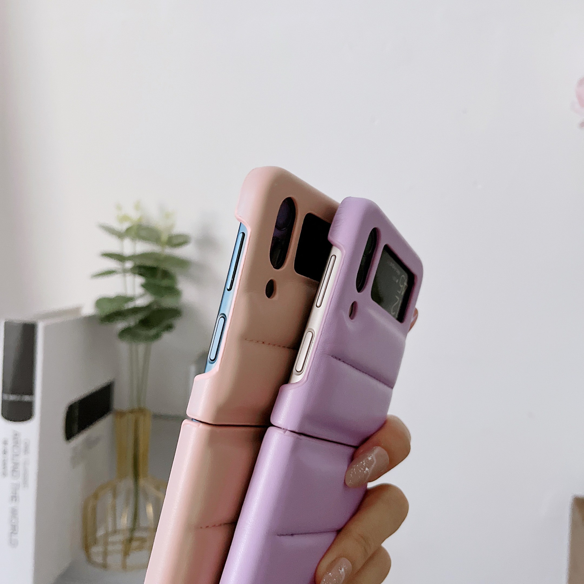Folding Korean Wind Phone Case - Image 2