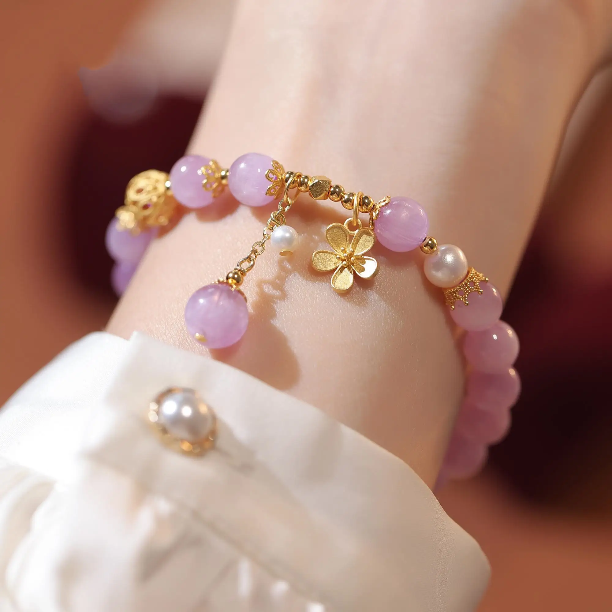 Single Circle Purple Lithium Glow String With Flower Pendant
