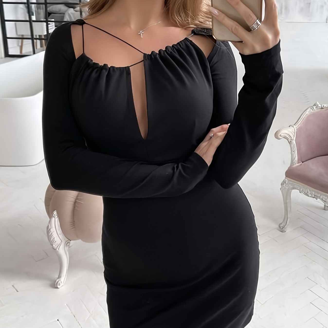 Ladies' Fashion New Long Sleeved Asymmetrical Cut Tight Dress Casual Sexy Dress - Picture 3 of 3